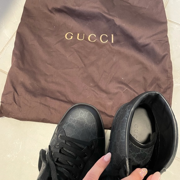 Great condition men’s Gucci sneakers - Picture 6 of 7